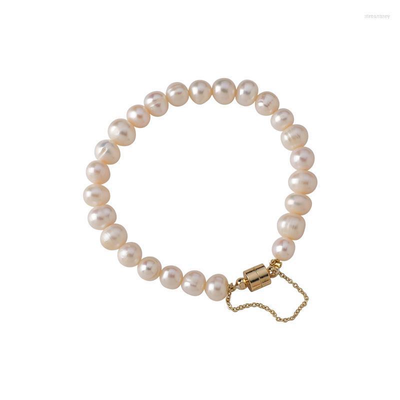 

Strand Korean Round Magnet Buckle Freshwater Baroque Pearl Bracelet Women's Minimalist Cool Style Beaded Handjewelry Wedding Jewelry