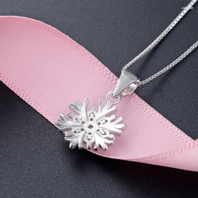 

Pendant Necklaces Flower S925 Solid Silver Necklace Small Fragrance Girl Elegant Clavicle Chain
