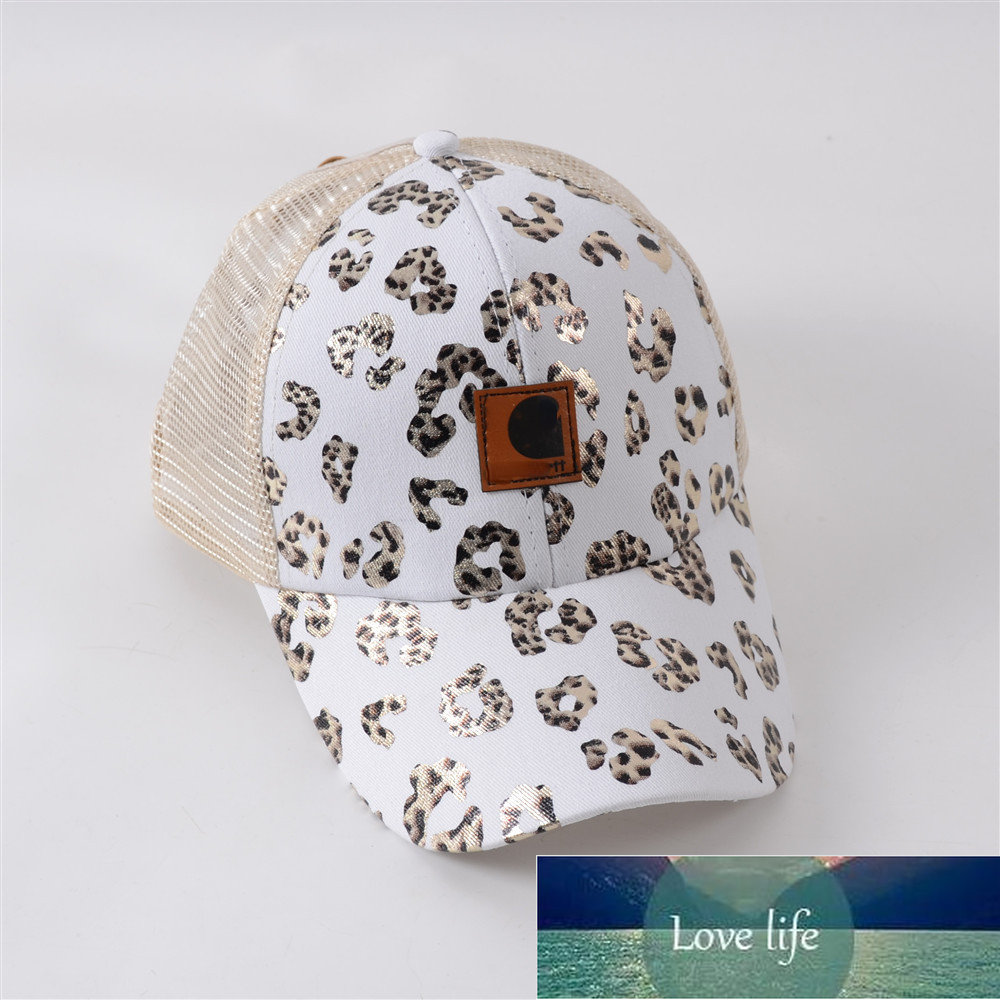 

Printed Baseball Cap Cows Trendy Sun Hat for Male and Female Students Couples' Caps Pattern Leather Tag