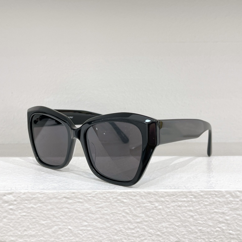 

Sunglasses For Women Men Designers Summer 0273 Style Anti-Ultraviolet Retro Plate Full Frame Eyeglasses Random Box