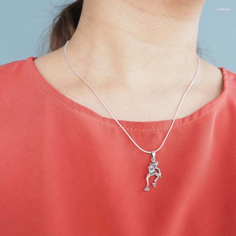 

Choker Goth Frog Necklace For Women Vintage Animal Pendant Necklaces Collar Chain Female Jewelry Zinc Alloy