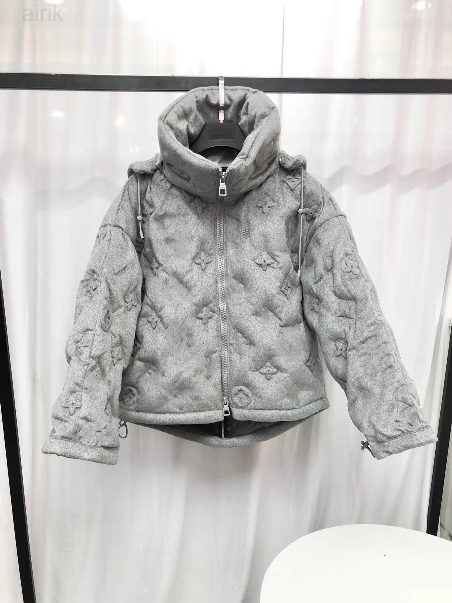 

Mens Down Jackets Parkas Luxury Montbeliard Hoodie Black Blue White Goose Top Man Winter Famous Name 2XL/3XL Men's Outerwear Coats, Gray