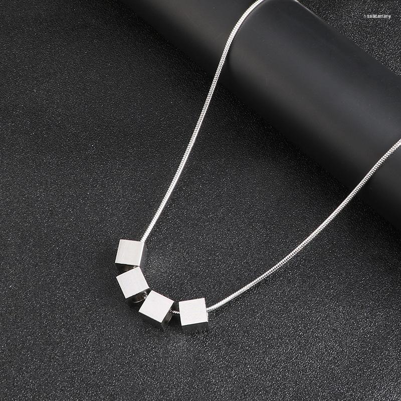 

Pendant Necklaces Stainless Steel Square Necklace Hiphop Man Cool Geometric Choker Fashion Titanium Chain For Women Jewelry