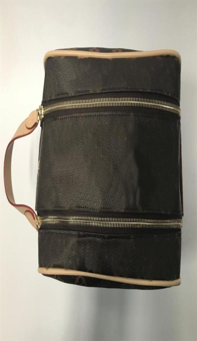 

selling quality men travelling toilet bag fashion women wash bag large capacity cosmetic bags makeup toiletry bag Pouch 26CM 264g1514453, Brown