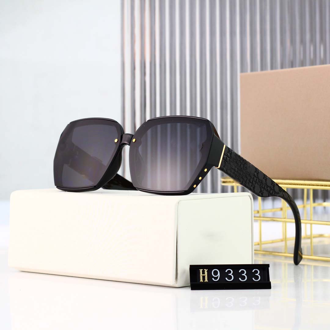 

Fashion Luxury Sunglasses 9333 Designer Letter Womens Mens Polarized Sun Glasses Goggle Senior Eyewear for Women Eyeglasses Frame Vintage Metal Sun Glasses