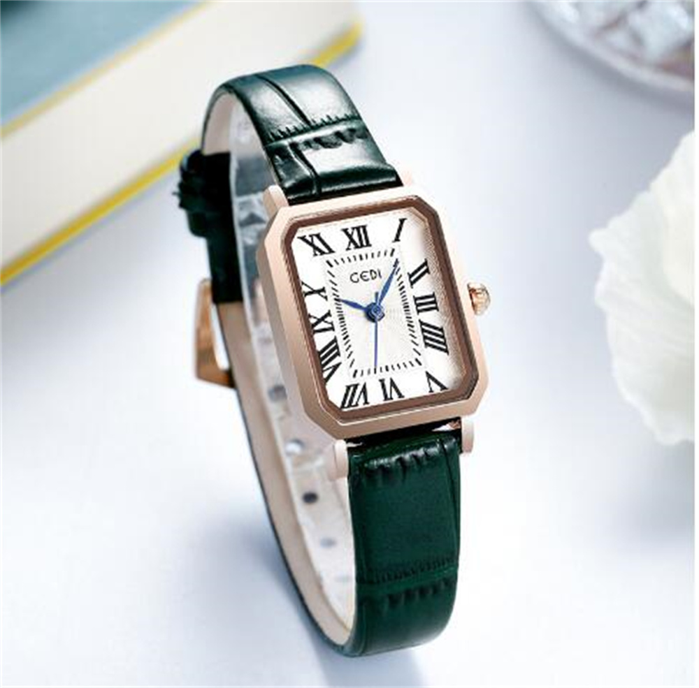 

2023 Retro Roman Small Square Plate Women's Student Crowd Korean Edition Waterproof Quartz Belt Watch, White