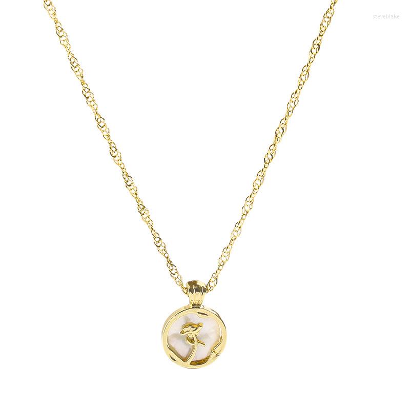 

Pendant Necklaces Light Luxury Temperament Small Fresh Rose Titanium Steel Necklace For Women Korean Personality Clavic Woman