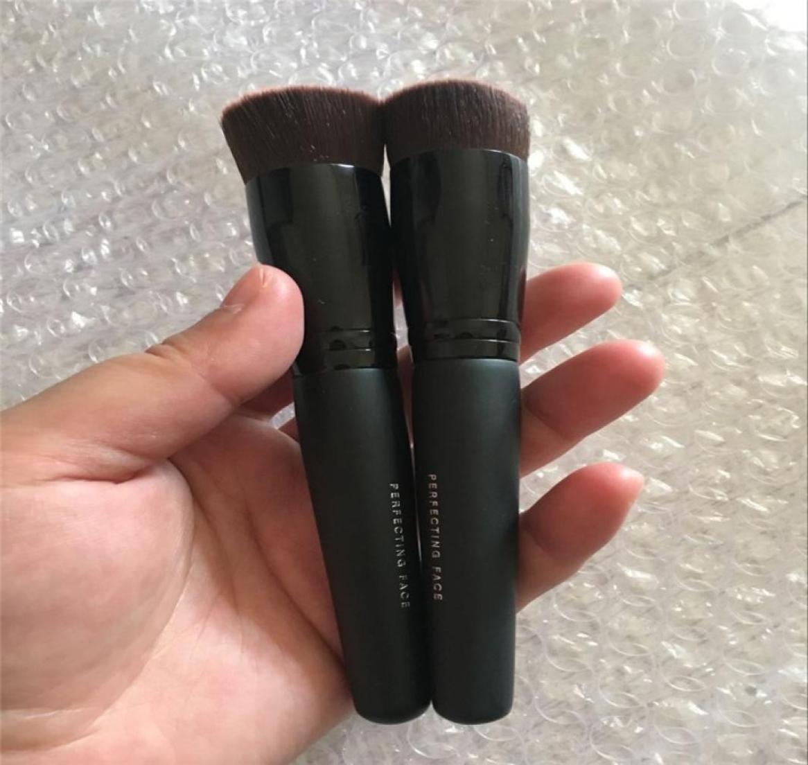 

Minerals Perfecting Brush Multipurpose Liquid Foundation bare Brushs Premium Face Makeup6821491