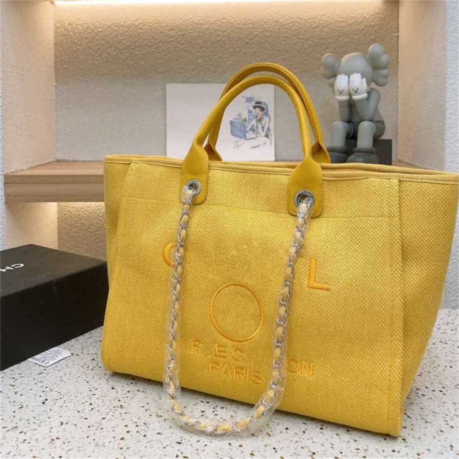 

Women's Luxury Beach Bag Hand Embroidered Pearl Big Ladies Small Backpacks Designers Canvas Chain Backpack Evening Handbags AU5K factory outlet 55% off sale CG7P