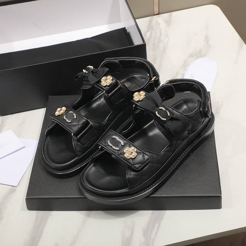

Luxury Designer Channel Sandals Women Slipper Leather Low Heel Sandals Womens Ccity Slide Casual Shoes Platform Flip Flops vcnvgn
