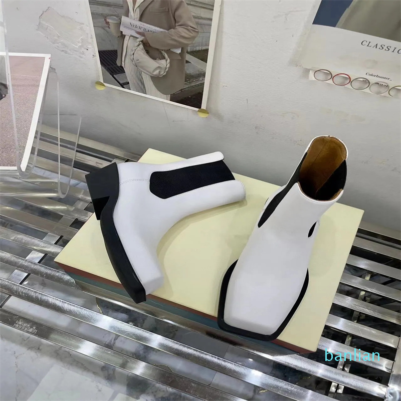 

designer 2023 Luxury designer boot women's ankle boot slippers half drag woven slippers leather slippers fashion, White