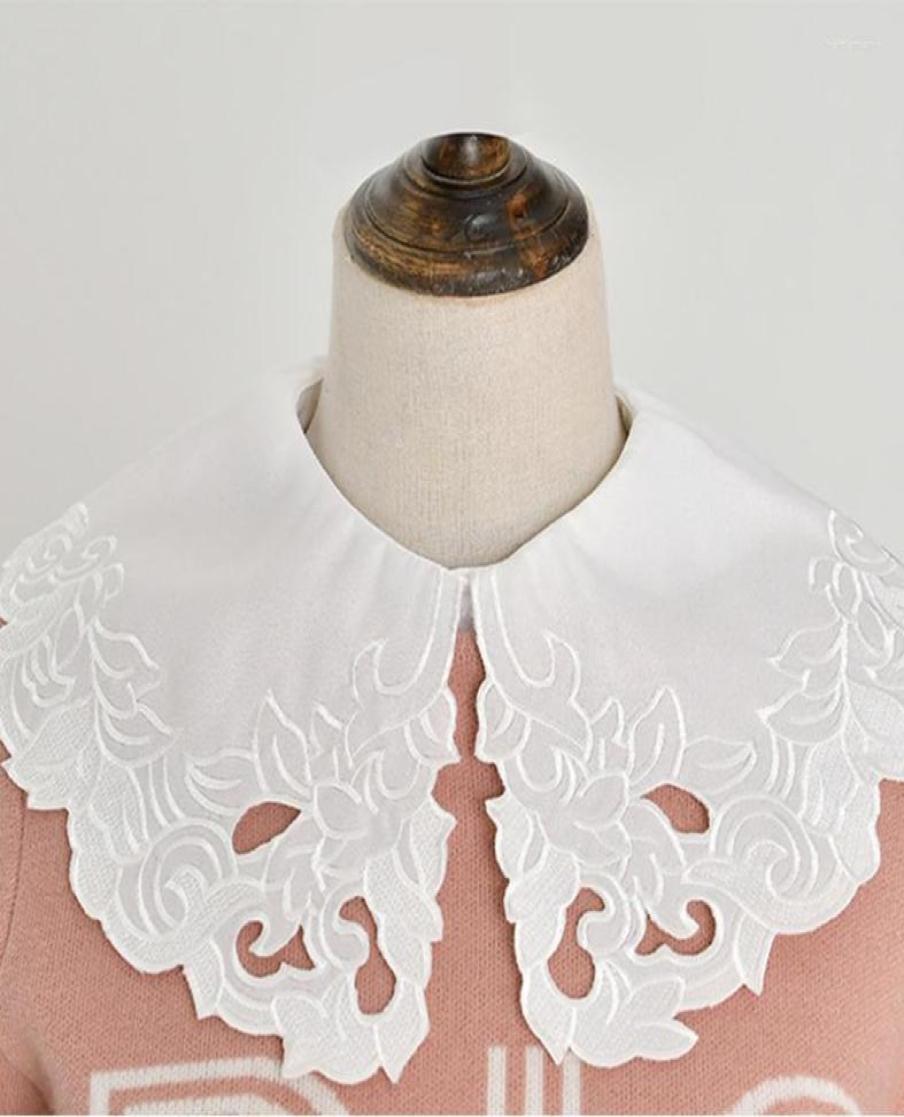 

Bow Ties 2022 White Big Lapel Fake Collars For Women Shirt Removable False Female Lace Half Blouse Detachable Collar6159781