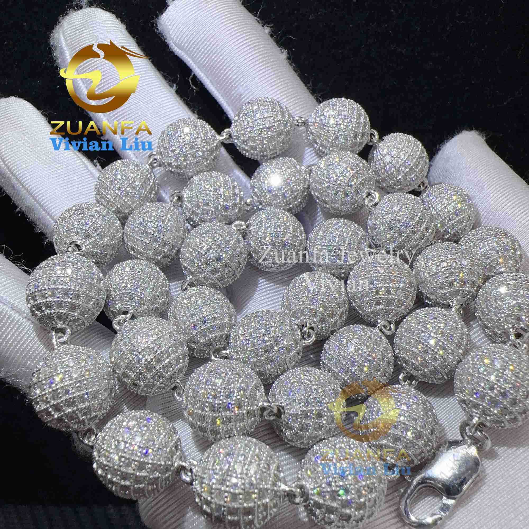 

Luxury Iced Out 925 Sterling Silver Women Vvs Moissanite Miami Cuban Link Chain