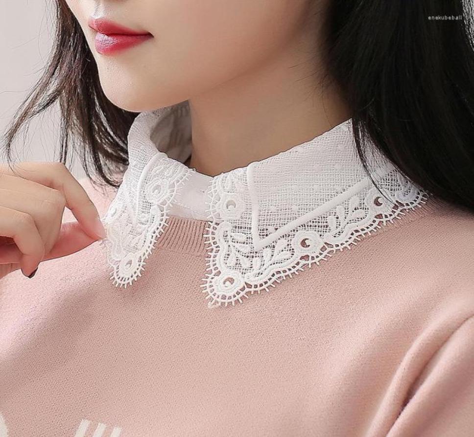 

Bow Ties 2022 Lace Fake Collar Women Lapel Button Down Detachable White Half Shirt False Collars Girls Removable Decor Nep Kraagie6333202