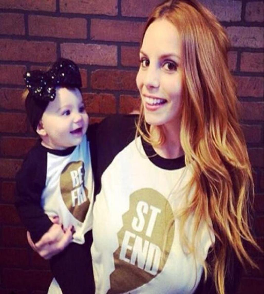 

Family Matching Outfits Mother And Baby Matching Clothes Cotton Long Sleeve FRIEND Letter Tshirt Tops Mom And Me Clothes Wom5667131, Red