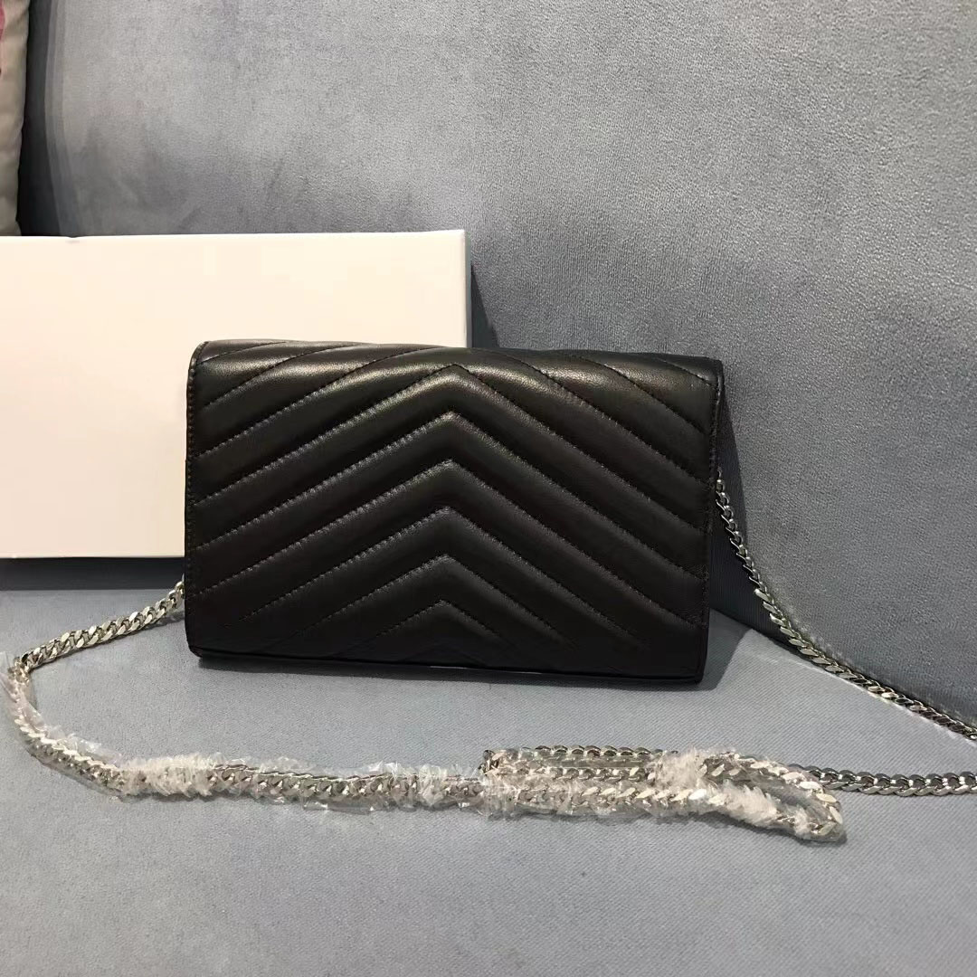 

Chain Messenger Bag Women Luxurys Designers Bags, 16