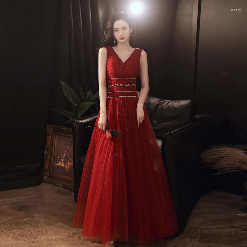 

Ethnic Clothing Bride Burgundy Backless Wedding Dresses Toast Women V-neck Beading A-line Floor-length Formal Dress