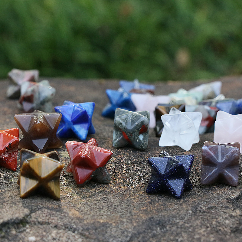 

Natural Agate Crystal Tiger Eye Merca Baling Pendant Handmade Carved 3D Stereoscopic Eight-point Star Pendant DIY Accessories