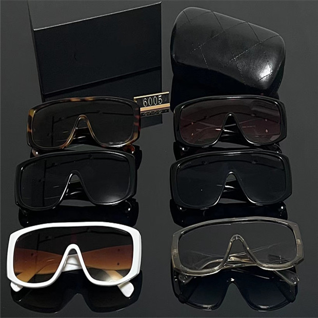 

Women luxury designer channel sunglasses classic goggles waterproof and UV polarized both men and women's sunglasses look very nice