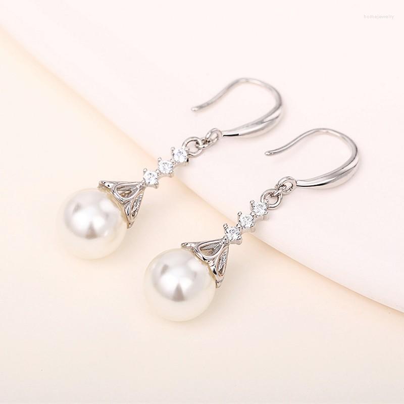 

Dangle Earrings Huitan Temperament Women Imitation Pearl Drop Silver Color Elegant Lady Ear Accessories Wedding Party Statement Jewelry