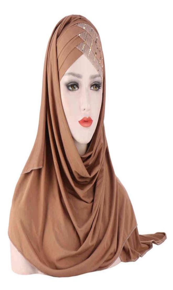 

2021 muslim cotton scarf plain hijabs with bead shawls and wraps femme musulman hijab ready to wear turban women head scarves5411707