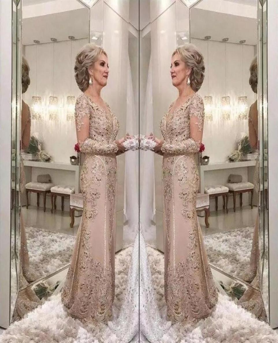 

2018 Luxury Mother Of The Bride Dresses V Neck Long Sleeves Crystal Beaded Mermaid Lace Applique Plus Size Party Evening Wedding G8091630