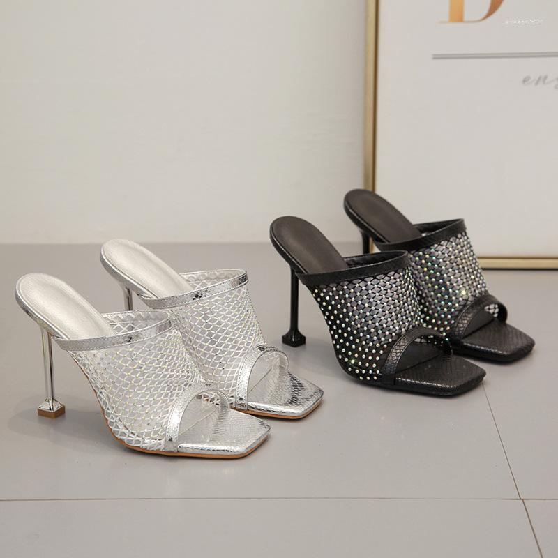 

Sandals 2023 European And American Foreign Trade Station Metal High-heeled Shoes Winding Snake-shaped Pointed Stiletto, Black