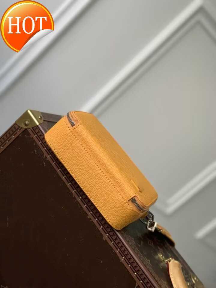 

Brand Brand Designer bag Handbag Shoulder Crossbody Bags Tote 23 New Fashion Texture Multifunctional Portable Envelope Bag Camera bags Factory Direct Sales, Gray size 18.5x11x6.5cm