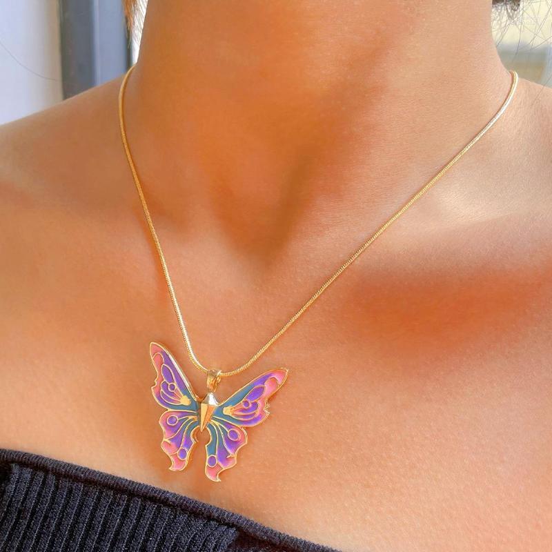 

Chains Colorful Enamel Big Butterfly Pendant Necklace For Women Girl Trendy Cute Animal Drop Glaze Long Chain Birthday Jewelry
