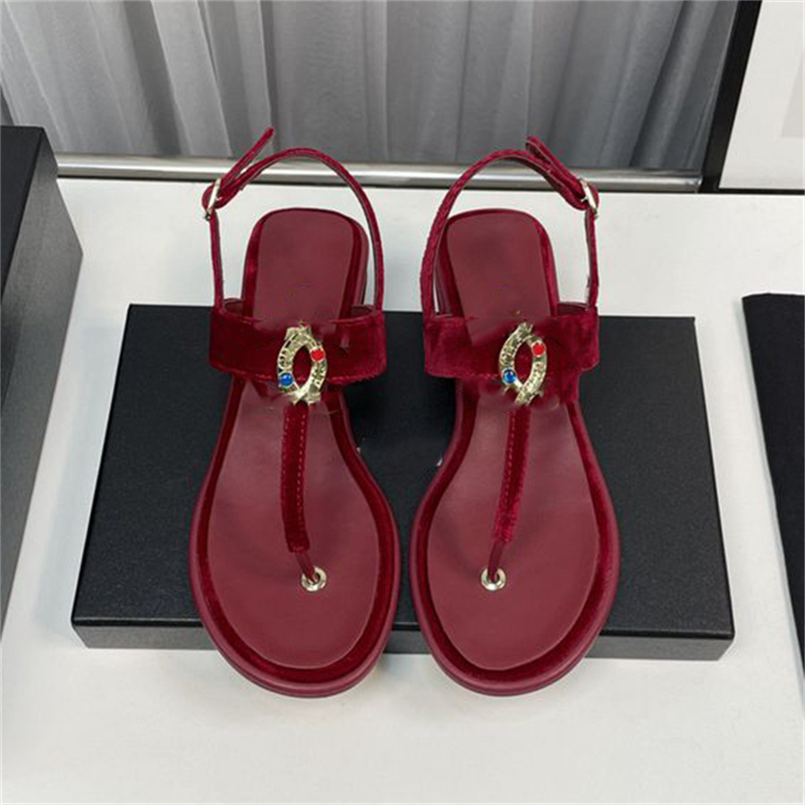 

Luxury Designer Channel Sandals Women Slipper Leather Low Heel Sandals Womens Ccity Slide Casual Shoes Platform Flip Flops cbxfxgfd