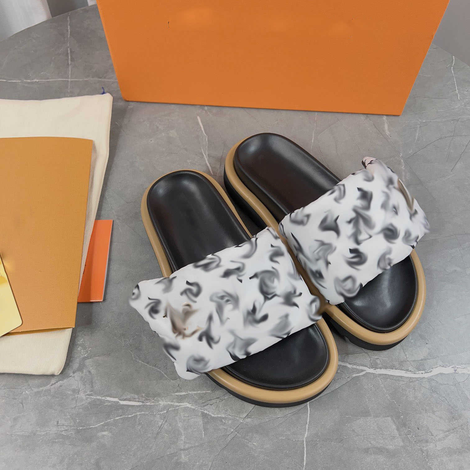 

top quality Casual Shoes Slippers 2023 summer Ringer slippers muffin thick-soled bread for men and women with casual sandals couples., Brown