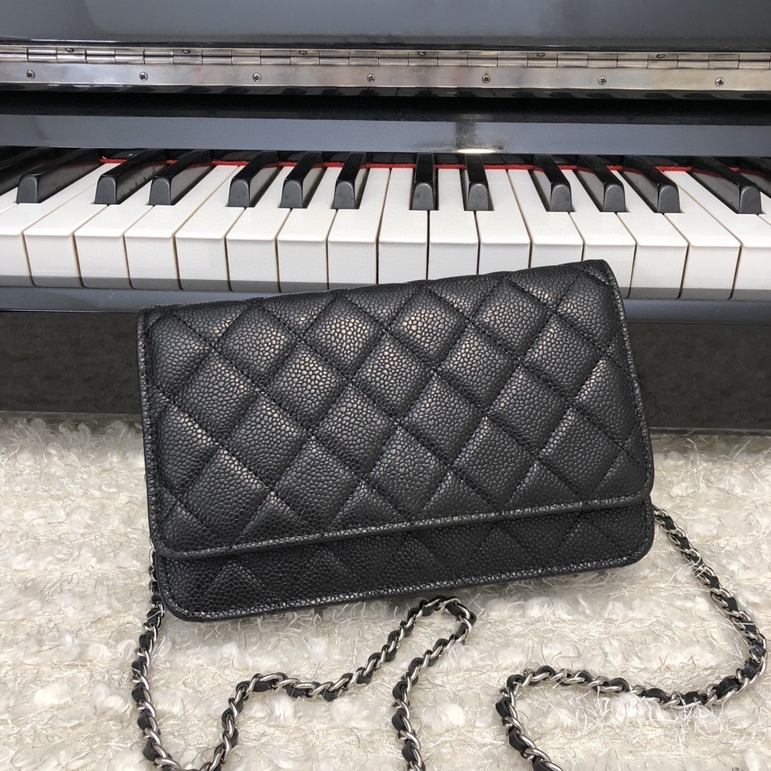 

Classic Fashion Casual Hundred cowhide grain rhombus chain hair wealthy bag shoulder crossbody women bag Europe and the United States luxury caviar leather, Red