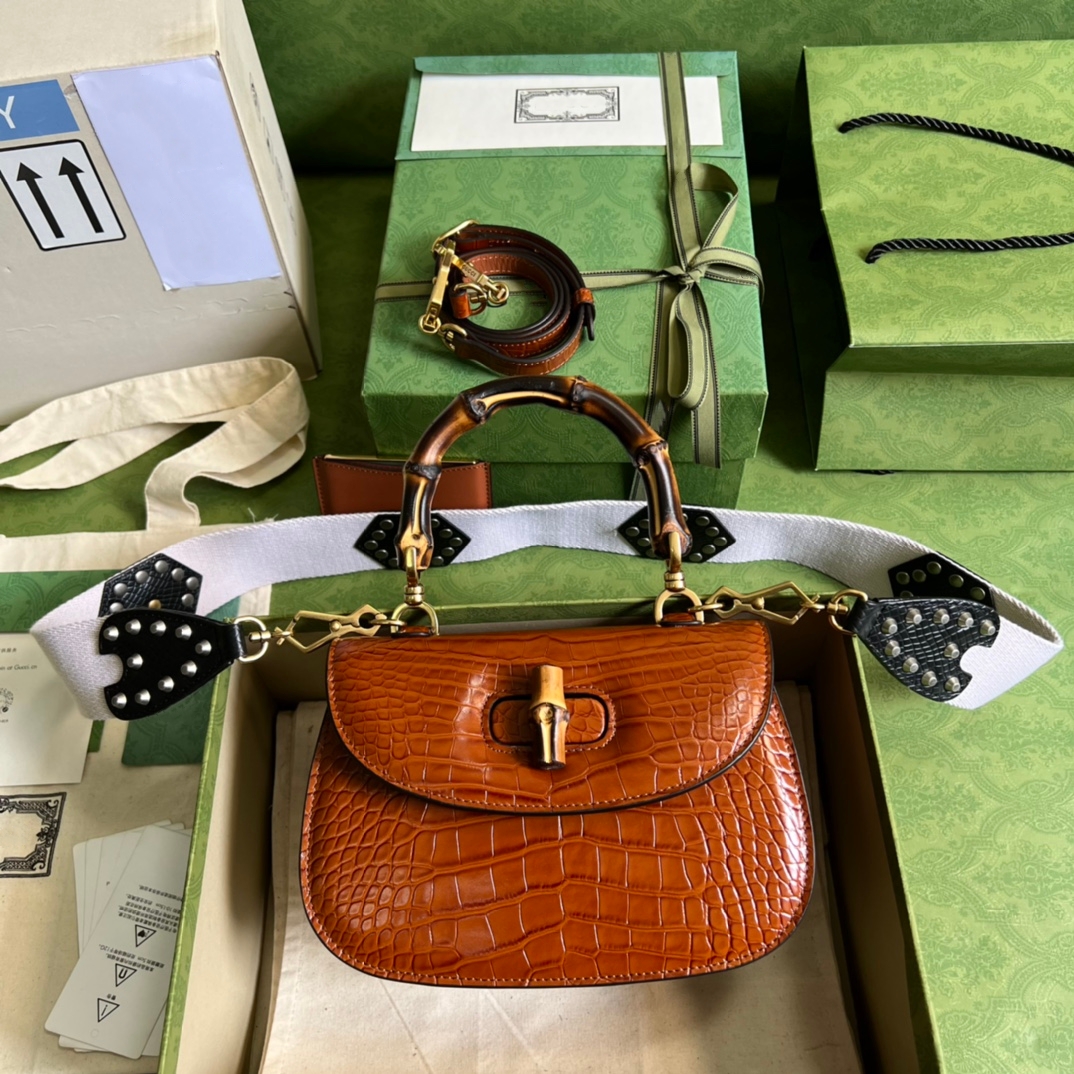 

Designer bags Shoulder Bag Totes real leather luxury old flower Diana hand bag large-capacity canvas strap embossed Letters colorful 2023 New style with box, Color 17