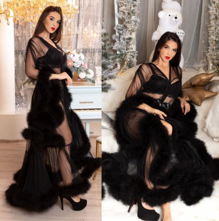 

2021 Black Womens Wraps Sexy Faux Fur Lady Sleepwear Women Winter Bathrobe Sheer Nightgown Floor Length Robe Bridesmaid Shawel8077540