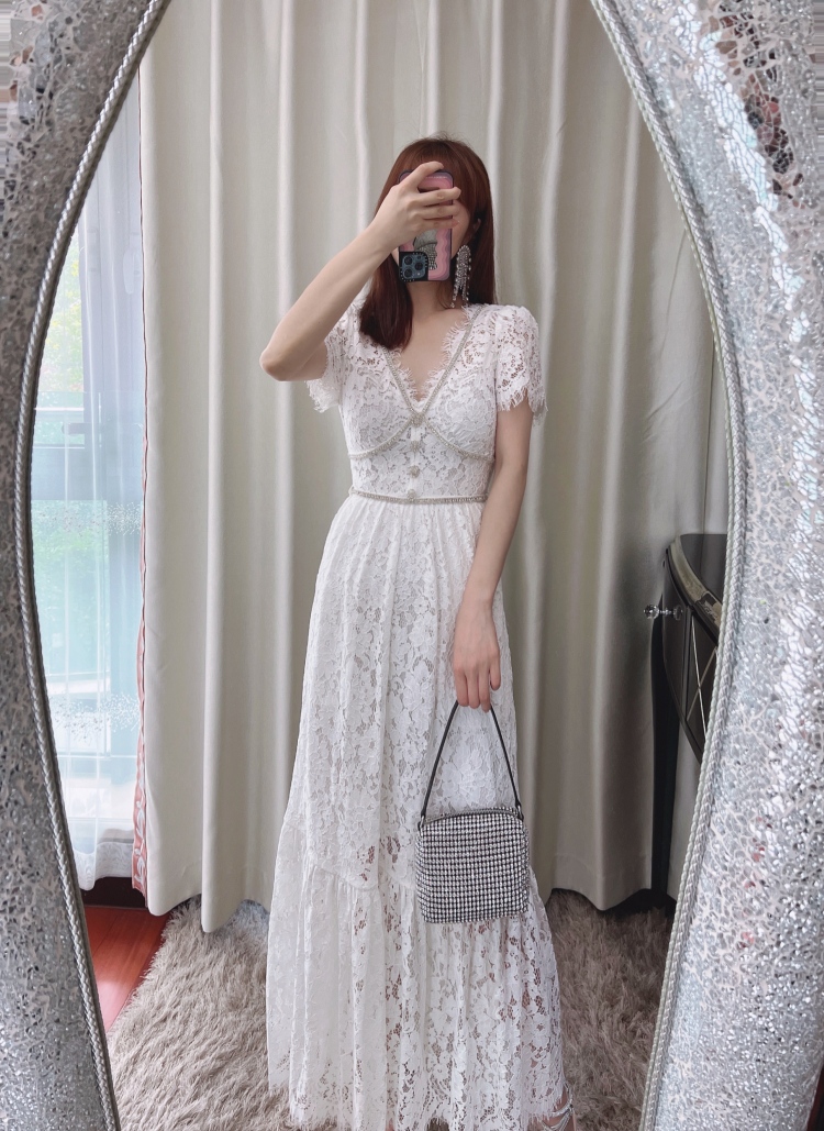 

Auth S-elf Portrait White V-neck Hollow Lace Elegant Dress Short Sleeve Long Dress Delivery Waist Chain