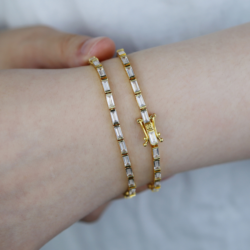 

New design Luxury 17cm 19 cm Bracelet Women Men Gold Color Iced Out Bling Cubic Zirconia Couple Jewelry Gift
