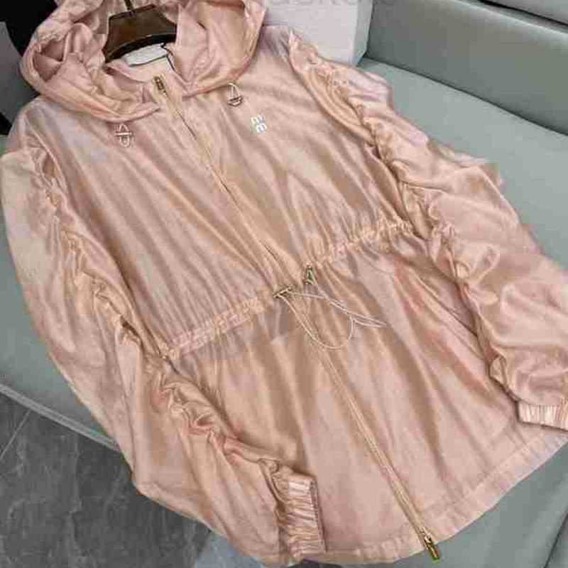 

Women' Trench Coats Designer 23 Spring/Summer New Shooting Pleated Decorative Hooded Long Sleeve Sunscreen Coat R5FT, Orange4