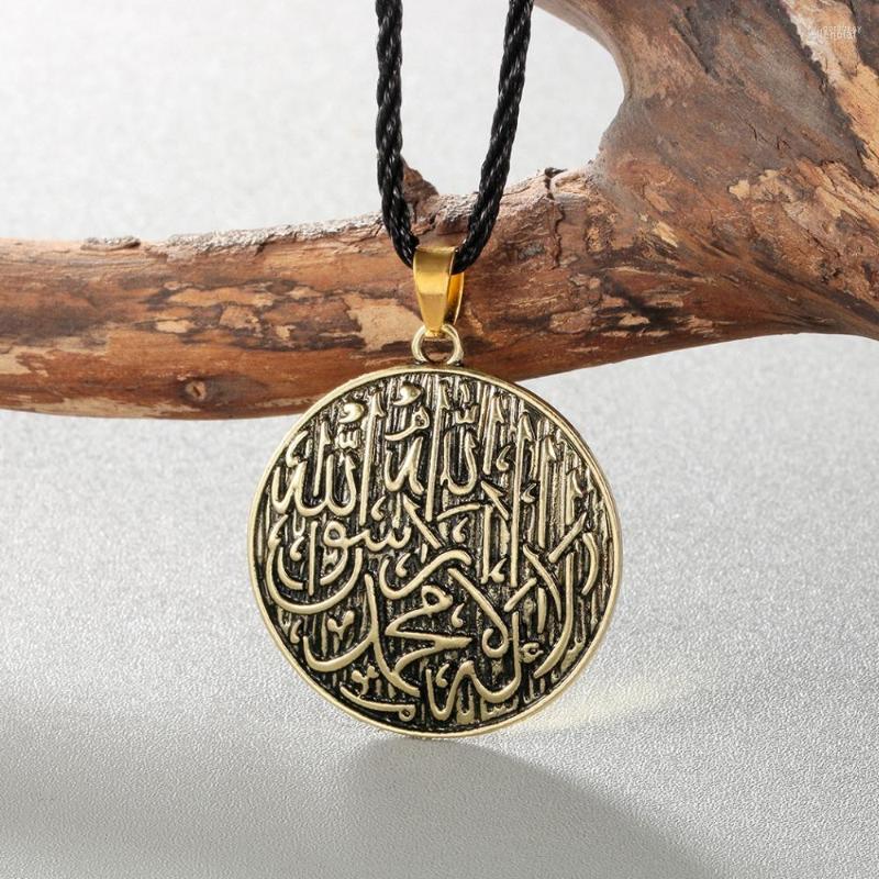 

Choker Chandler Muslim Carved Shahada Pendant Necklace Women Men Antique Classic Round Amulet Traditional Jewelry