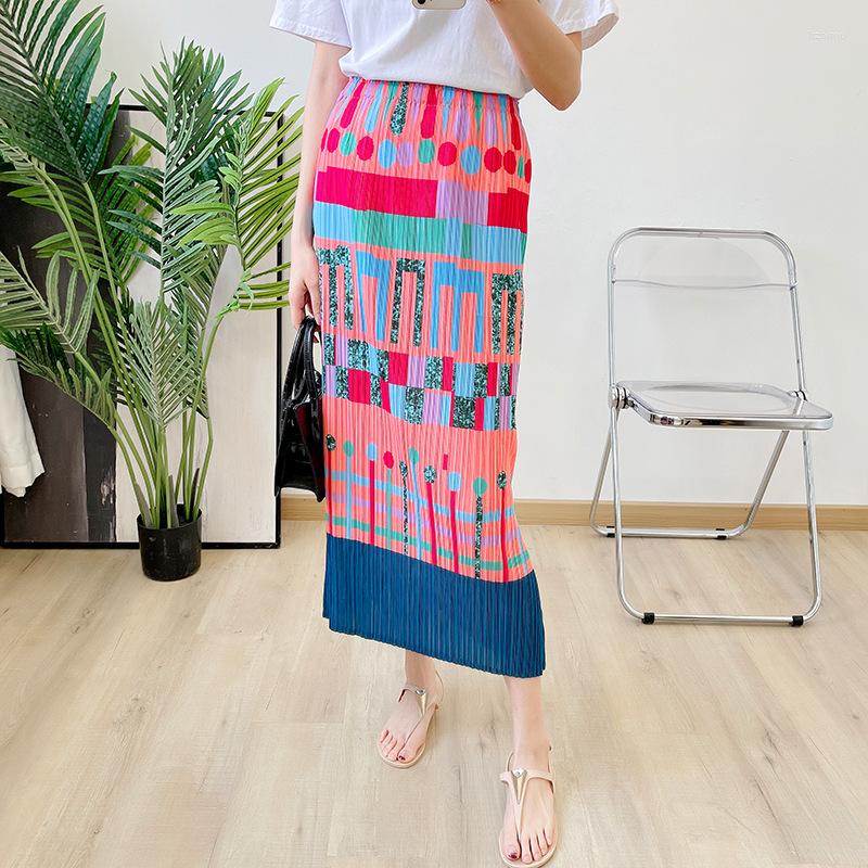 

Skirts Summer 2023 Pleated Print High Waist Mid Length Slit Skirt Girls Letter Straight Commuting Office Lady, Pink