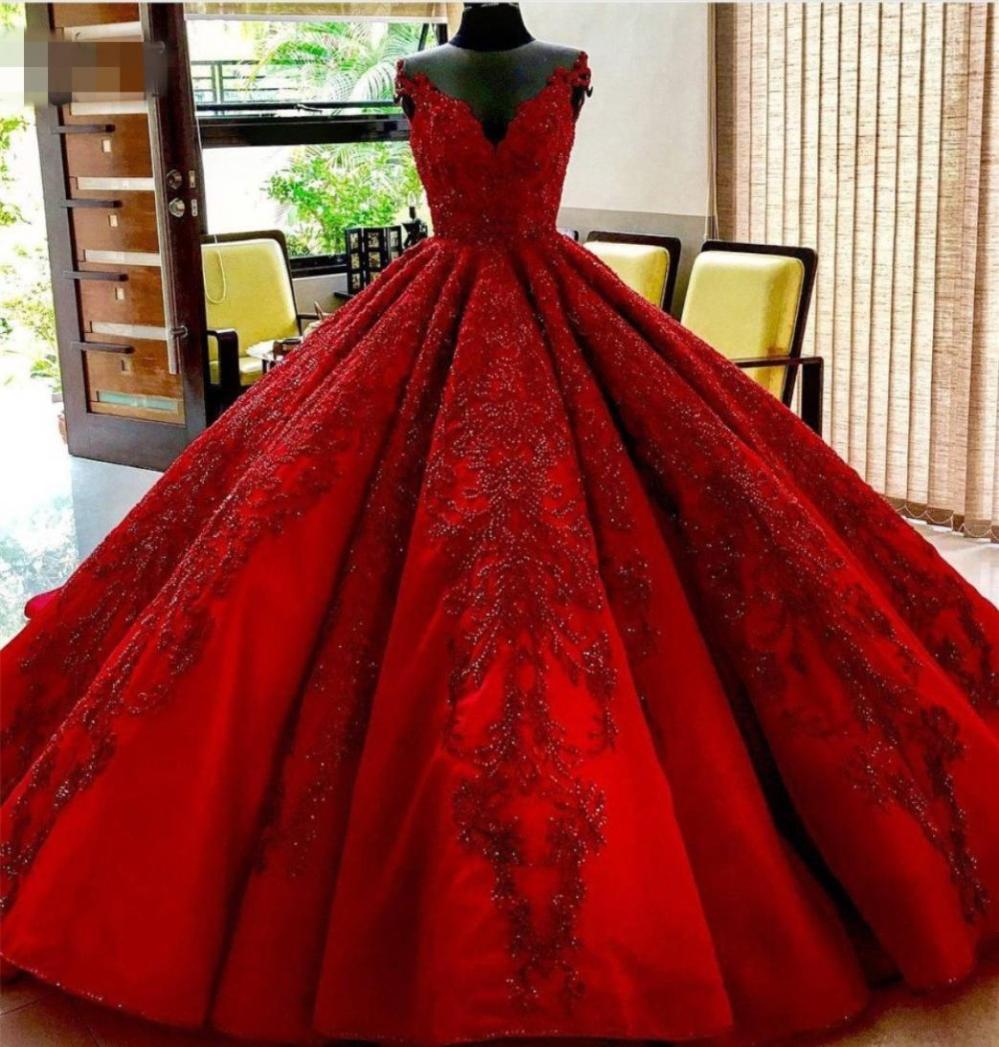 

Luxury Red Beaded Wedding Dresses 2019 Saudi Arabic Puffy Ball Gowns Lace Appliques Bridal Gowns Royal Train Robe De Mariee8885988, Black