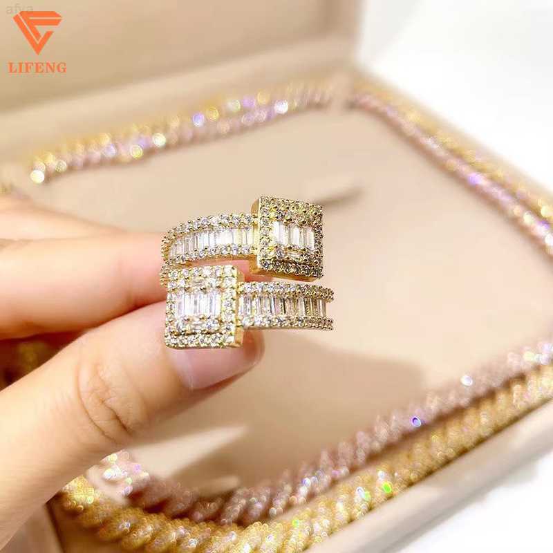 

Fine Iced Out Hip Hop Cuban Chain Ring Gold Plated 925 Sterling Silver Vvs Moissanite Diamond Band for Men