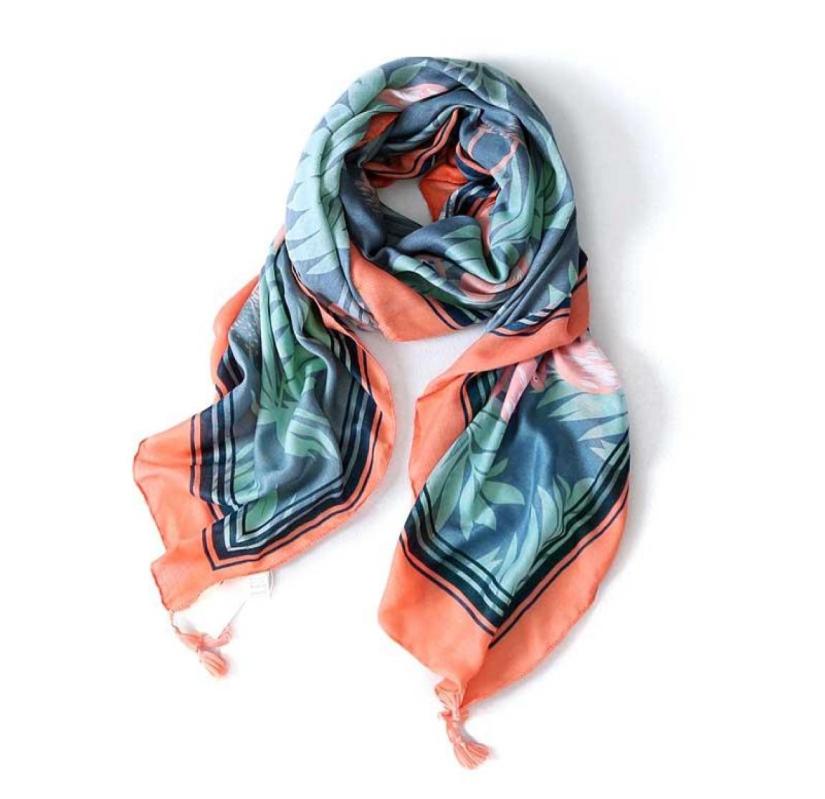 

Tassel Flamingo Print Scarf Bohemian Long Scarves Women 2021 Summer Beach Shawl Female Christmas Gifs Bandanas7514606