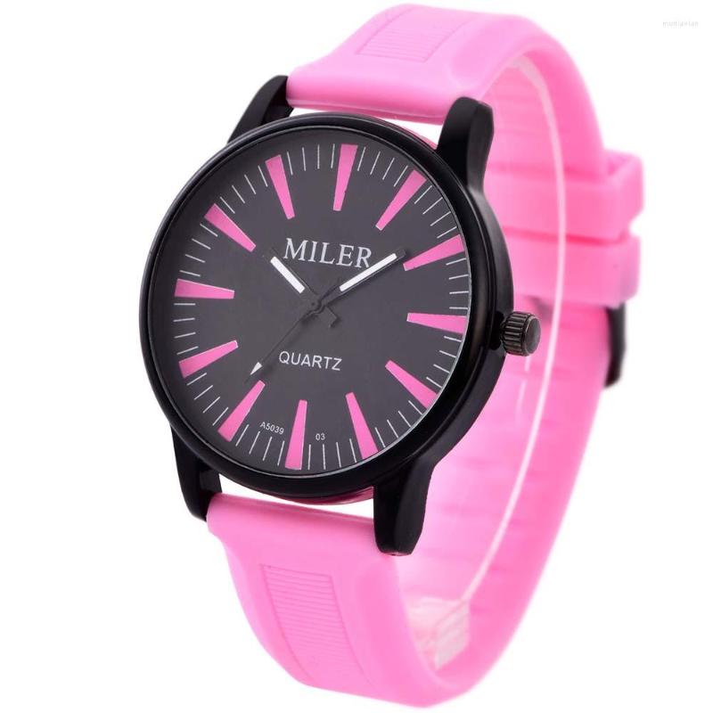 

Wristwatches 100pcs/lot A503903 Fashion Rubber Watch Wrap Quartz Casual For Lover's Simple Dial Couple Silicone Wholesale, Pink
