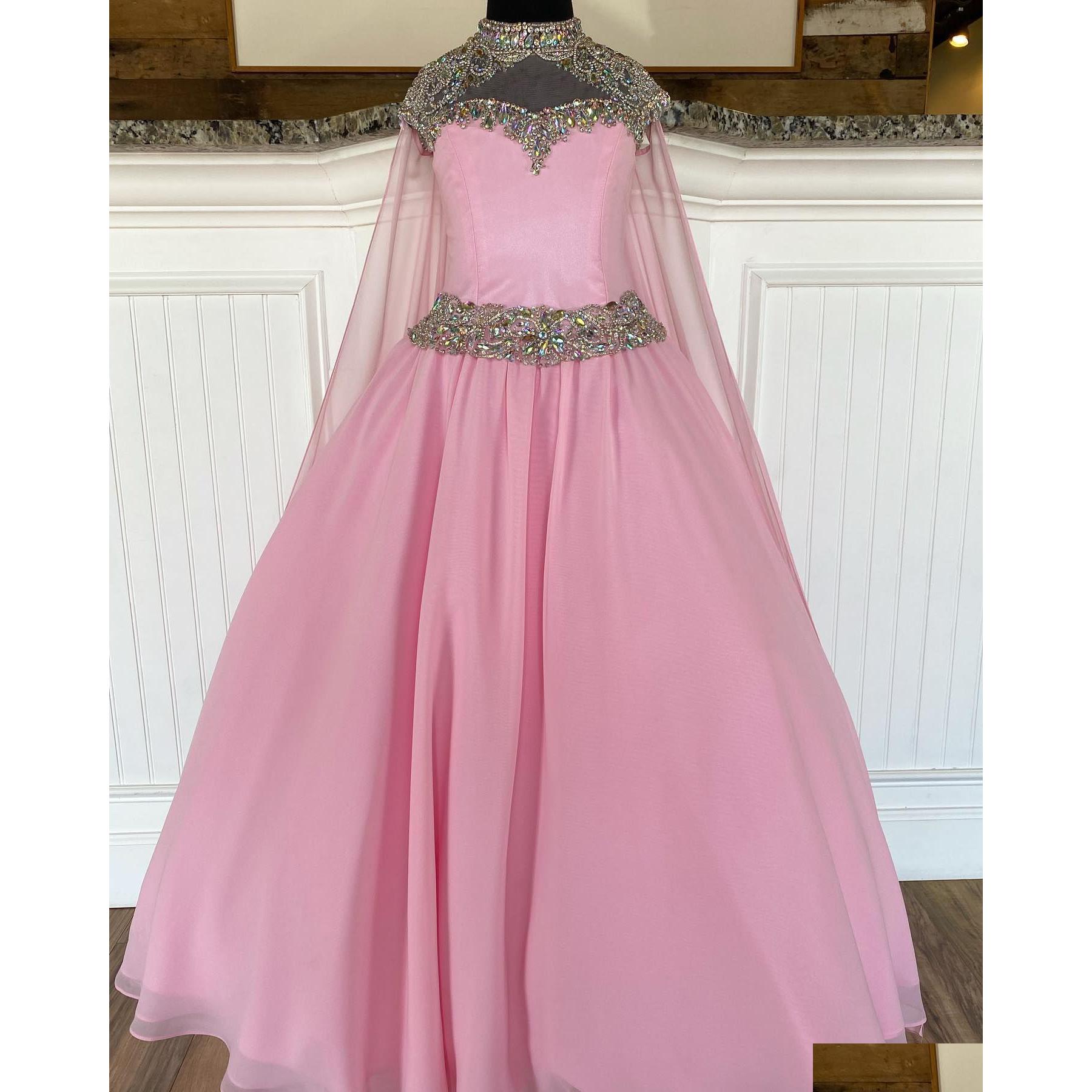 

Girl'S Pageant Dresses Pink Chiffon Dress For Teens Juniors 2022 Cape High Neck Bling Crystals Long Formal Event Party Gown Little G Dh6R4, White