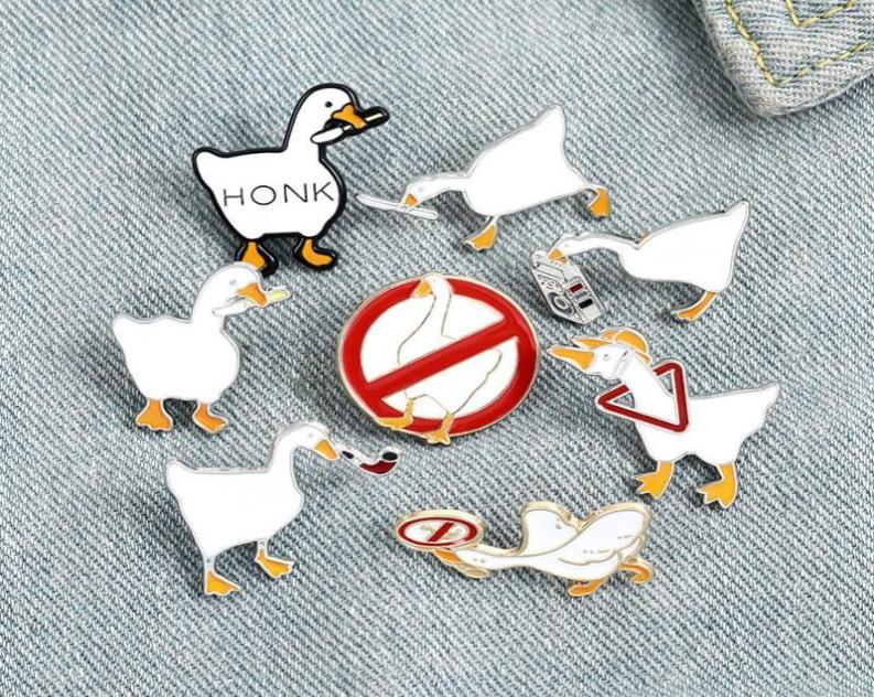 

Cute Animal White Duck Small Funny Enamel Brooches Pins for Women Demin Shirt Decor Brooch Pin Metal Kawaii Badge Fashion Jewelry 3525493