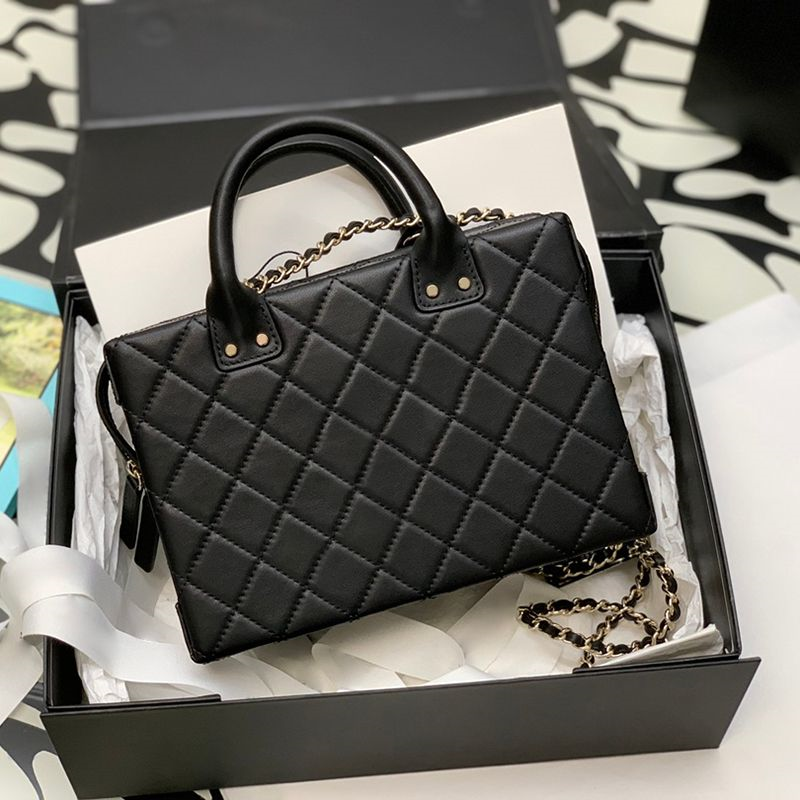 

Delicate 15cm Chain Makeup YC146 bag bag With Designer Vintage Box knockoff