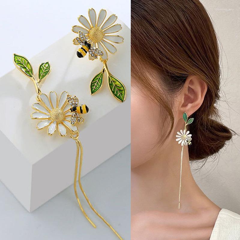 

Dangle Earrings 925 Silver Needle Net Red Same Style Daisy Asymmetric Tassel Women's Bee Temperament Long Party Jewelry