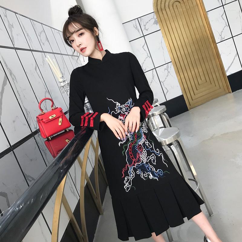 

Ethnic Clothing Modern Chinese Cheongsam Qipao Women Oriental Dress Black Embroidery Reformation Ceremony Retro Robe Vintage Femme TA1440