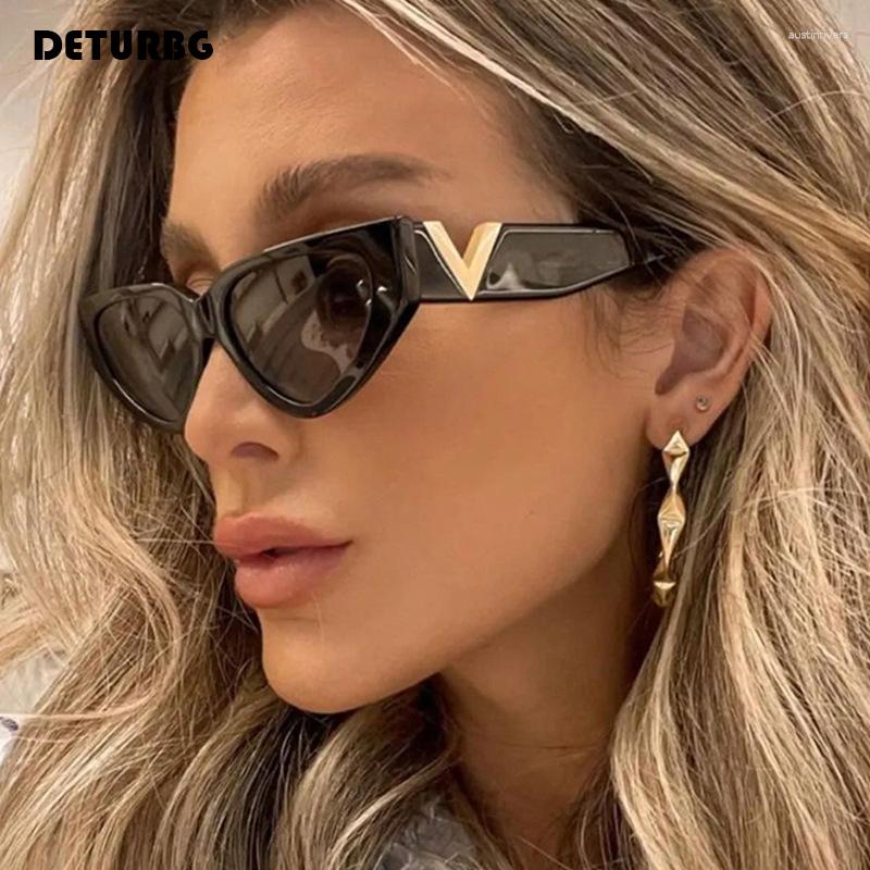 

Sunglasses Vintage Cat Eye For Women Men V Letter Frame Sun Glasses Gradient Eyewear UV400 Protection Shades Gafas De Sol SG182