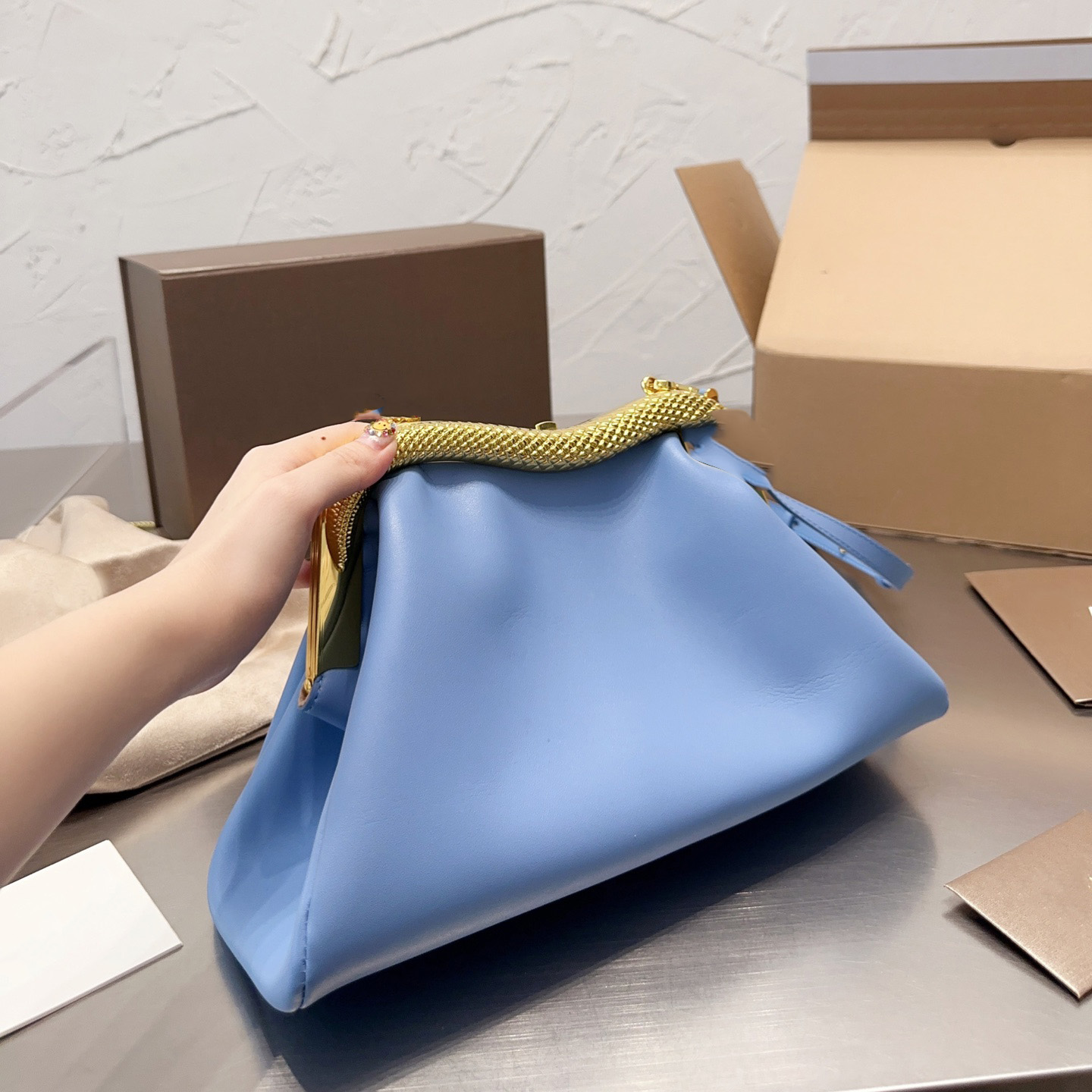 

Clip Bag Golden Snake Clutch Bag Women Shoulder Bags Shiny Dinner Bag Medium Handbags Locomotive Bag Genuine Leather Purse Gold Hardware Sequin Detachable Strap, Blue